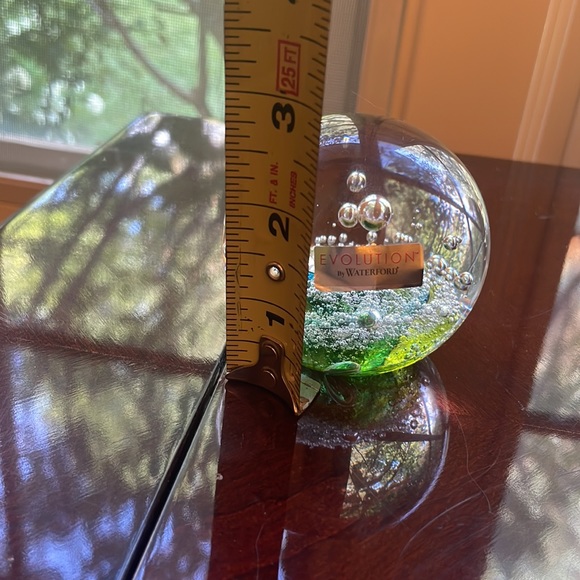 Stunning Evolution by Waterford Cosmic Waters signed paperweight, mouth-blown - Picture 10 of 11
